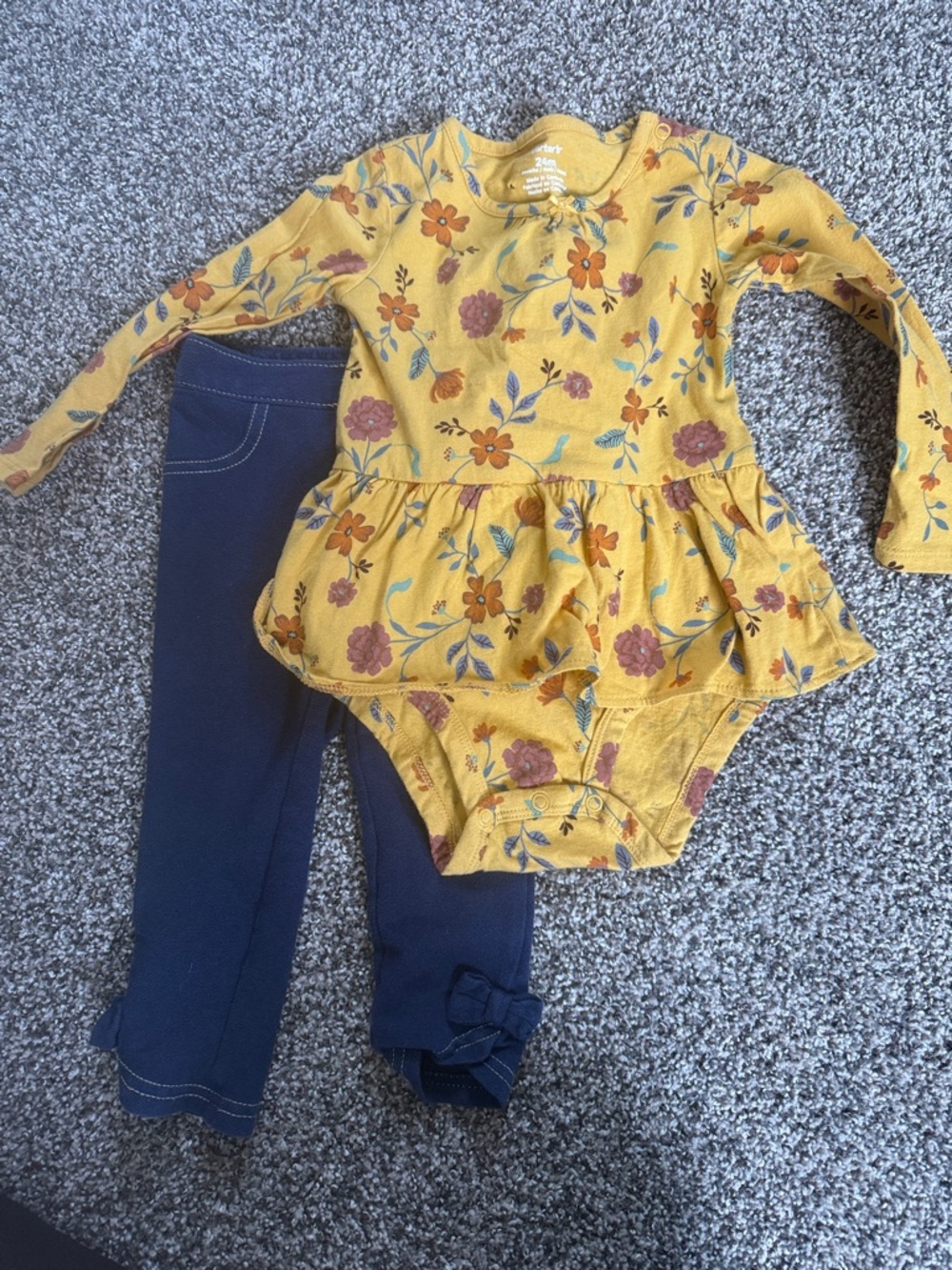 Carter's Baby Toddler Girl Yellow Floral Long-Sleeve Bodysuit &Navy Leggings 24m